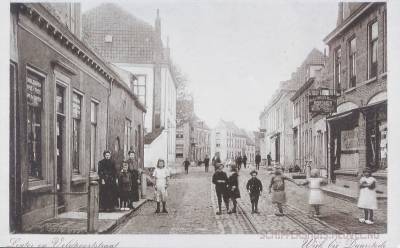 Klooster Leuterstraat, Veldpoortstraat